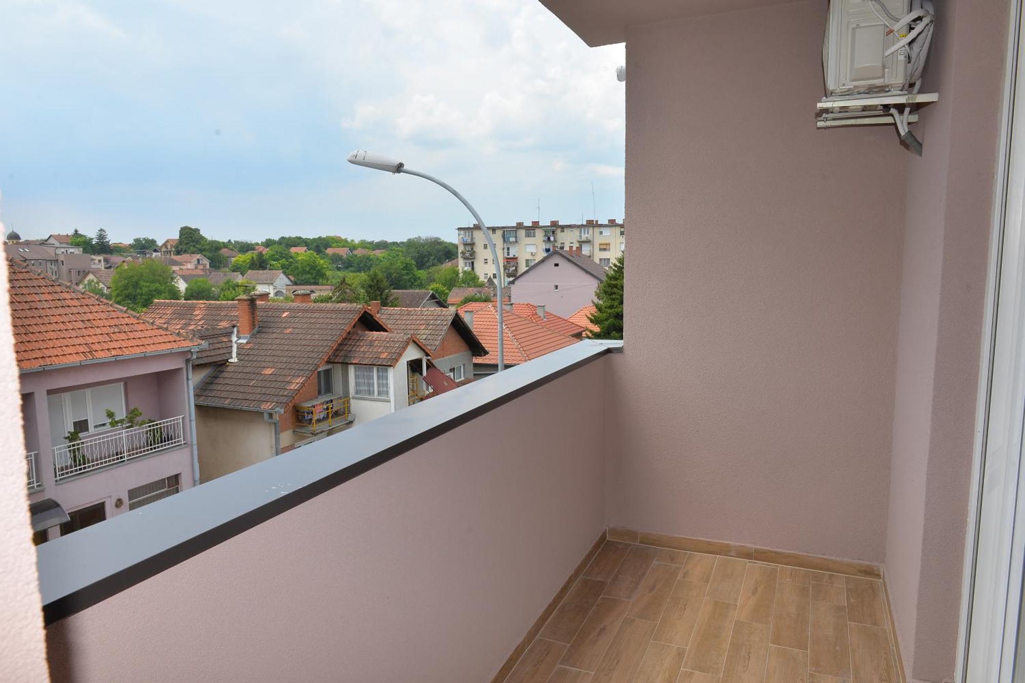Hm Apartments Indija Bagian luar foto